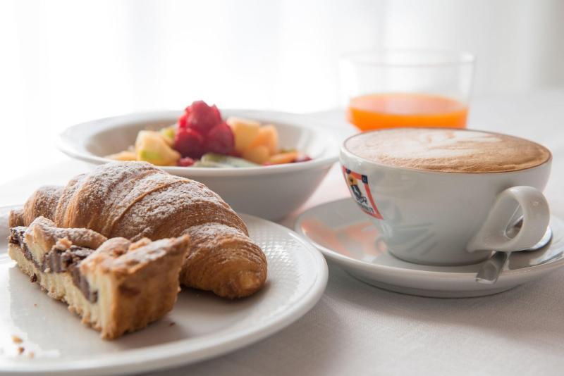 Hotel Helvetia 3*