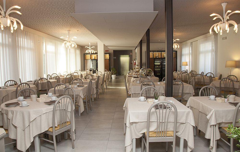 Helvetia Hotel