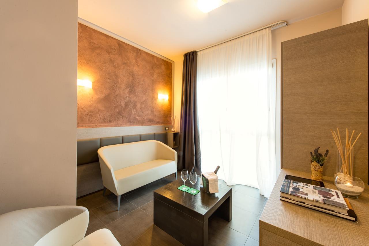 Helvetia Hotel