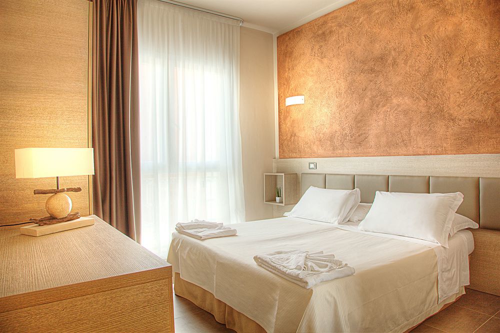 Helvetia 3*